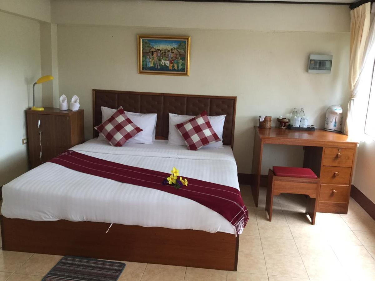 Mitkhoonyoum Hotel Ban Khun Yuam Kültér fotó