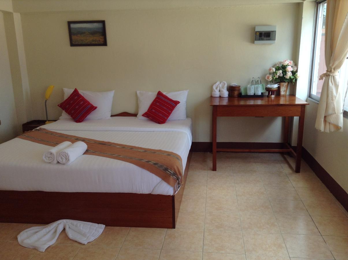 Mitkhoonyoum Hotel Ban Khun Yuam Kültér fotó