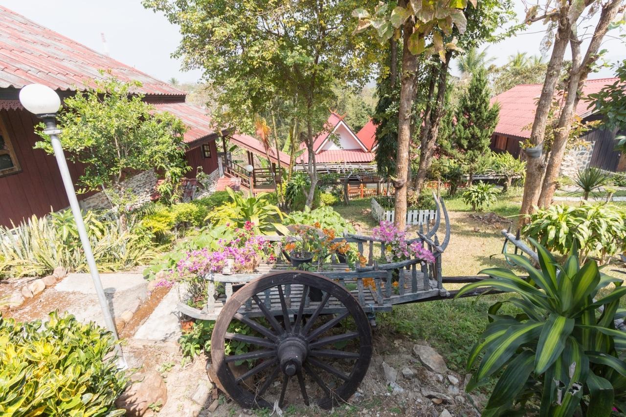 Mitkhoonyoum Hotel Ban Khun Yuam Kültér fotó