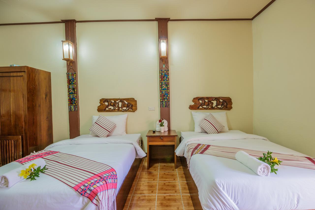 Mitkhoonyoum Hotel Ban Khun Yuam Kültér fotó